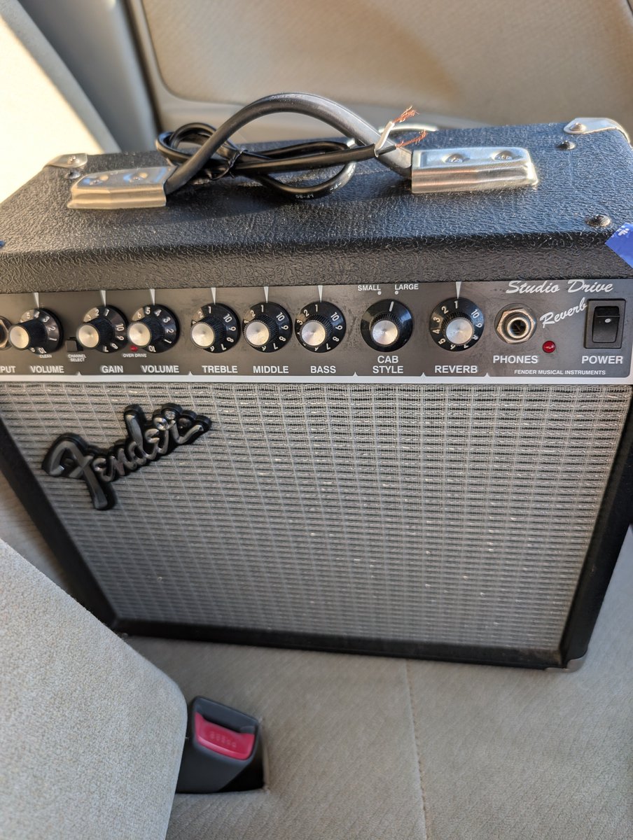 L175_185S's tweet photo. 買った。音は出るらしいので電源プラグを作って音を出してみよう。
SDR-15、スプラングリバーブ搭載、ジャンク 1100円！ https://t.co/jknS648NRy