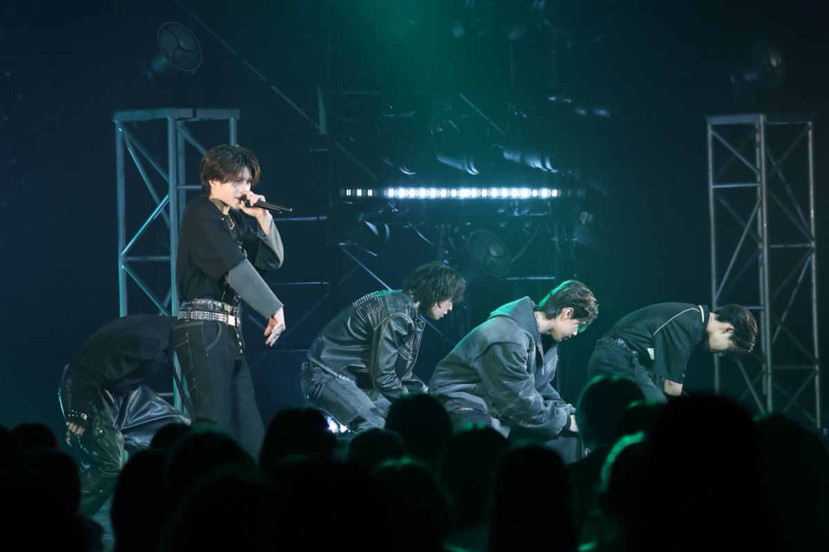 tryangle_bmsg's tweet photo. the TRYANGLE 1st Round stage still⟁
〜SPECIAL EVENT in Aichi〜

トレトラ番組オリジナルグッズ販売中！
https://t.co/YheWTlK1QC
▼7月31日23:59まで

@bmsg_trainee #BMSGTRAINEE https://t.co/87X6cScHUh