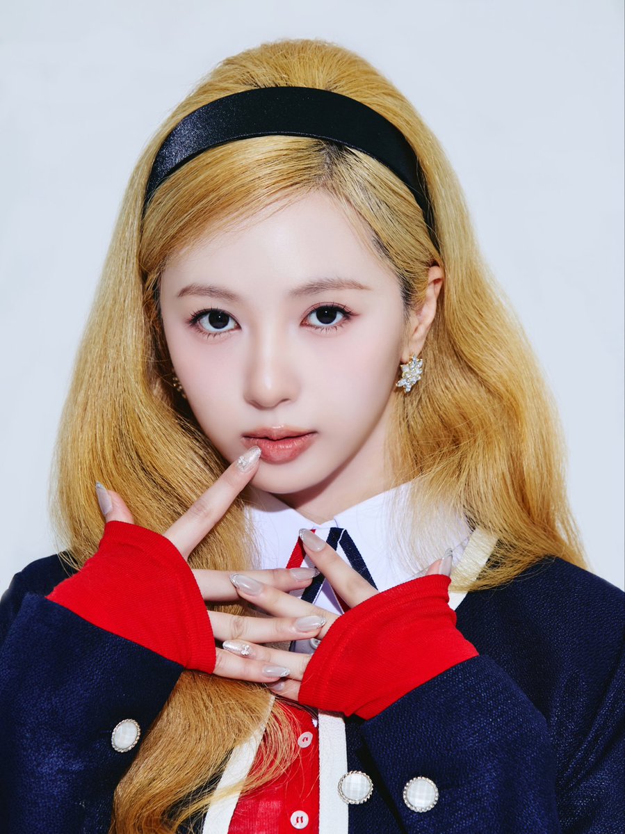 KpopGirlzBands1's tweet photo. #HUHJIWON ex #CherryBullet hará su debut con su 1st Mini Álbum ‘The Calling’ el 5 de agosto https://t.co/eoksf163UV