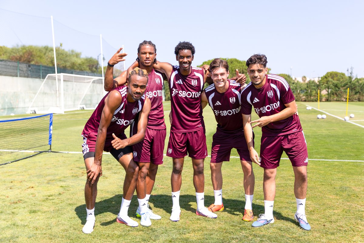 Fulham Academy tweet media