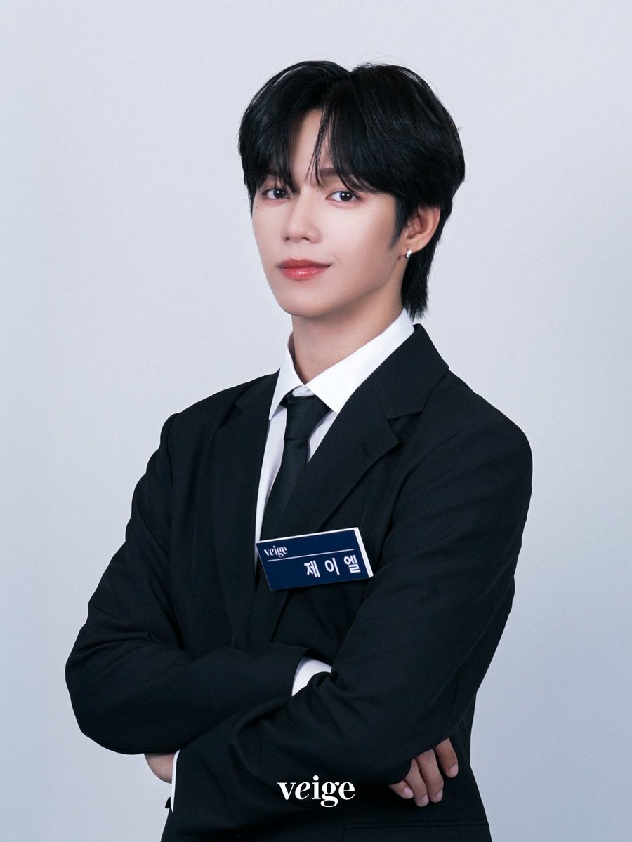 veige_v's tweet photo. <veige Employee ID card : AHOF>
@AHOF_official

#AHOF #아홉 #veige #베이지
ⓒ2026. VYOOVA Corp. All rights reserved. https://t.co/lUWATyYLcb