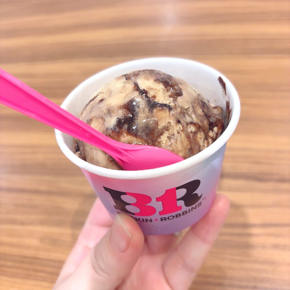 enari0808's tweet photo. 推しの推しフレーバーを推します🩷🤎

 #ジャモカアーモンドファッジ https://t.co/rgvqG85xUO
