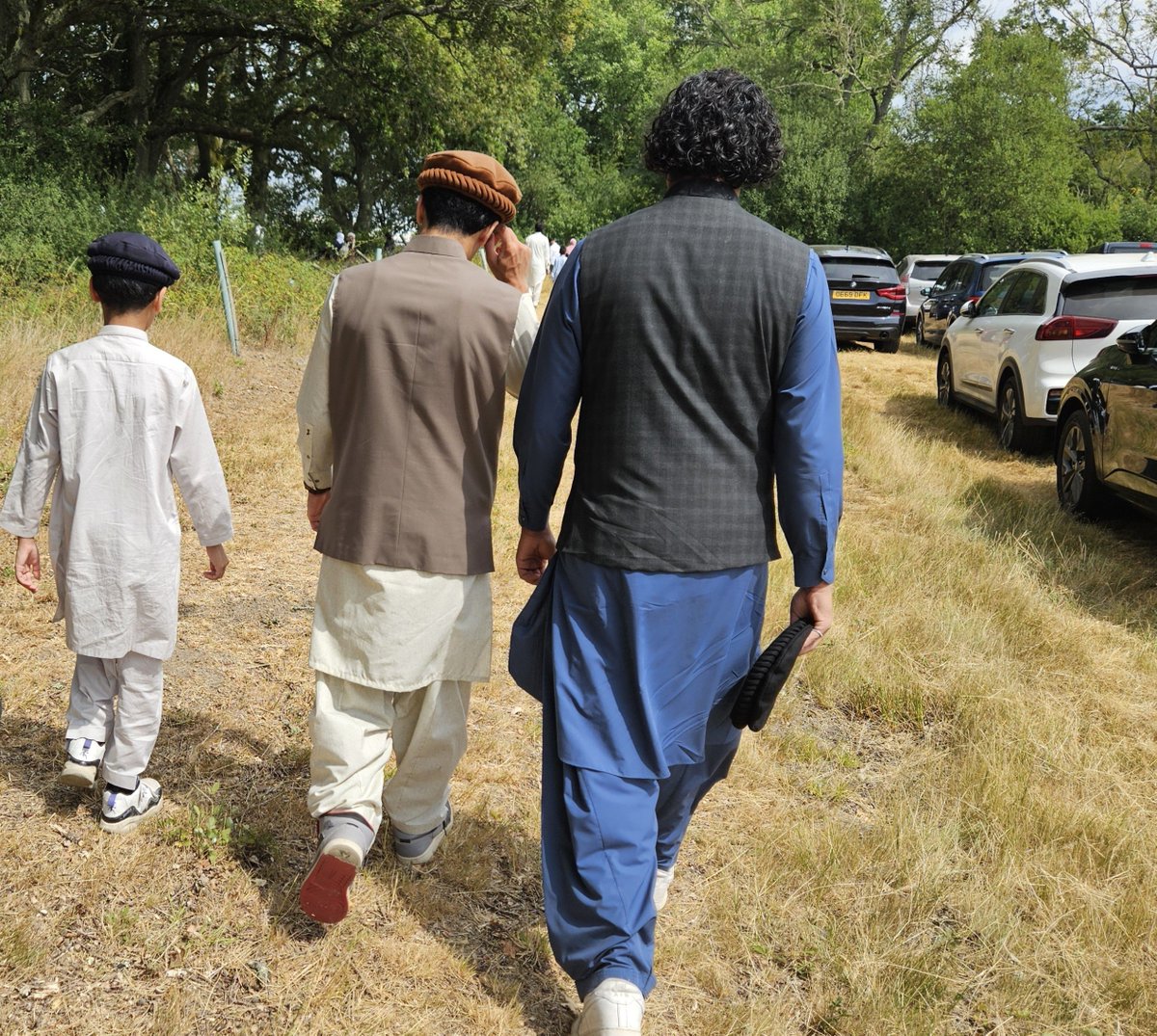 ghulam_e_ahmed's tweet photo. Leaving #JalsaUK with more than luggage — we carry home renewed faith, countless memories, heartfelt duas, and the warmth of meeting friends and family from around the world. 

May Allah accept everyone's sacrifices and efforts. Amin
#JalsaUK https://t.co/afsMz0KRGm