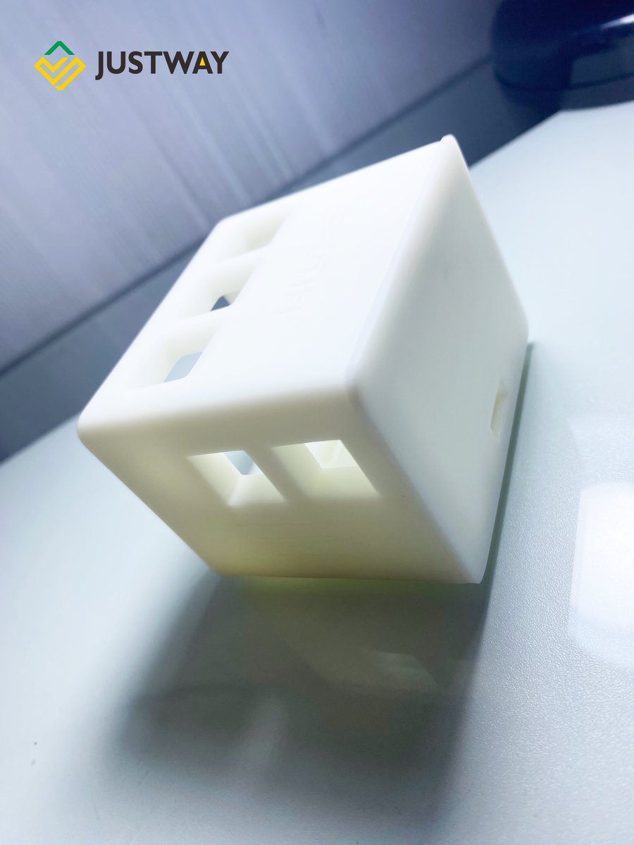 JustwayCompany's tweet photo. Meet the ESP32 desktop toy!
Live Spotify track metadata + custom retro animations + interactive player viz on an ILI9341 TFT.
Hardware meets APIs &amp; WiFi in the coolest way.  

-More info: https://t.co/IF9fvTOE8y https://t.co/d9w6dwLia1