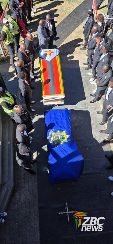 ZBCNewsonline's tweet photo. MEMORIAL SERVICE UNDERWAY FOR MBEMBESI ROAD ACCIDENT VICTIMS
Crowds, family members and football stakeholders have gathered at Barbourfields Stadium as the bodies of the four victims who died in the Mbembesi road accident arrive for the official memorial service.
#HighlandersFC #Bosso #ZimbabweFootball #Barbourfields #ZBCNews