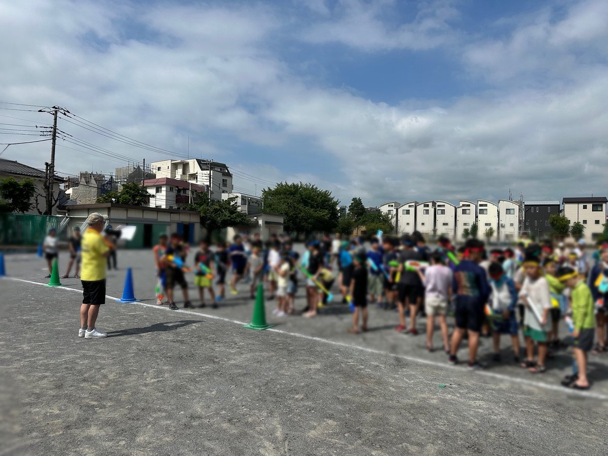 aya_nasuno's tweet photo. 週末は、多文化フェスタや納涼祭、盆踊り、地元の流しそうめん祭り、水でっぽう大会など、さまざまな地域イベントにお邪魔しました！
子どもたちにとって、今しかない大切な夏休み。地域の皆さんと笑い合い、遊び、思い切り楽しんだ時間は、きっとかけがえのない夏の思い出になると思います！！ https://t.co/IBG2jTFe7o