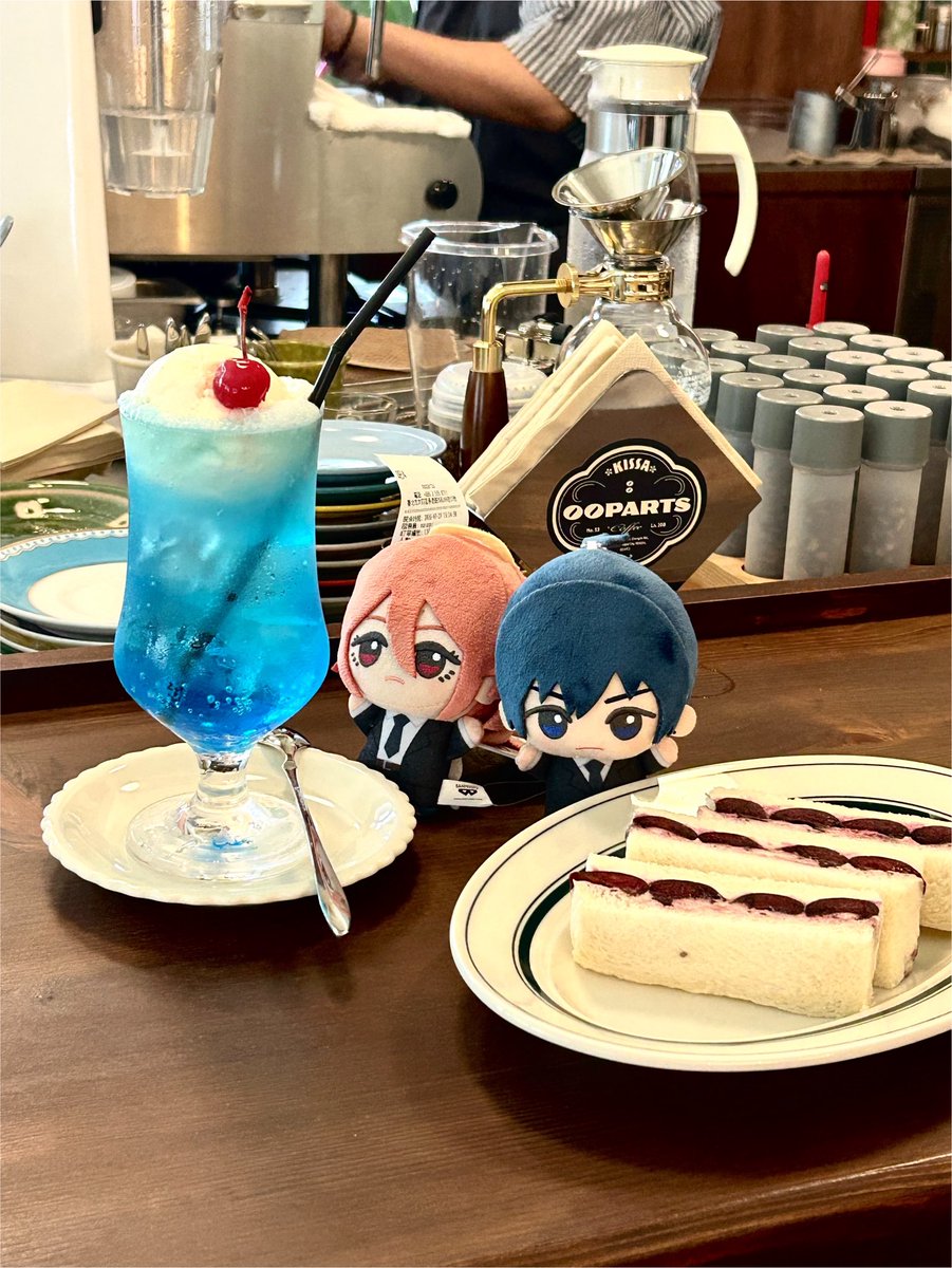 dating_day_'s tweet photo. 冰淇淋蘇打乃全世界最容易融化之物！ https://t.co/AzTdo8l8Lr