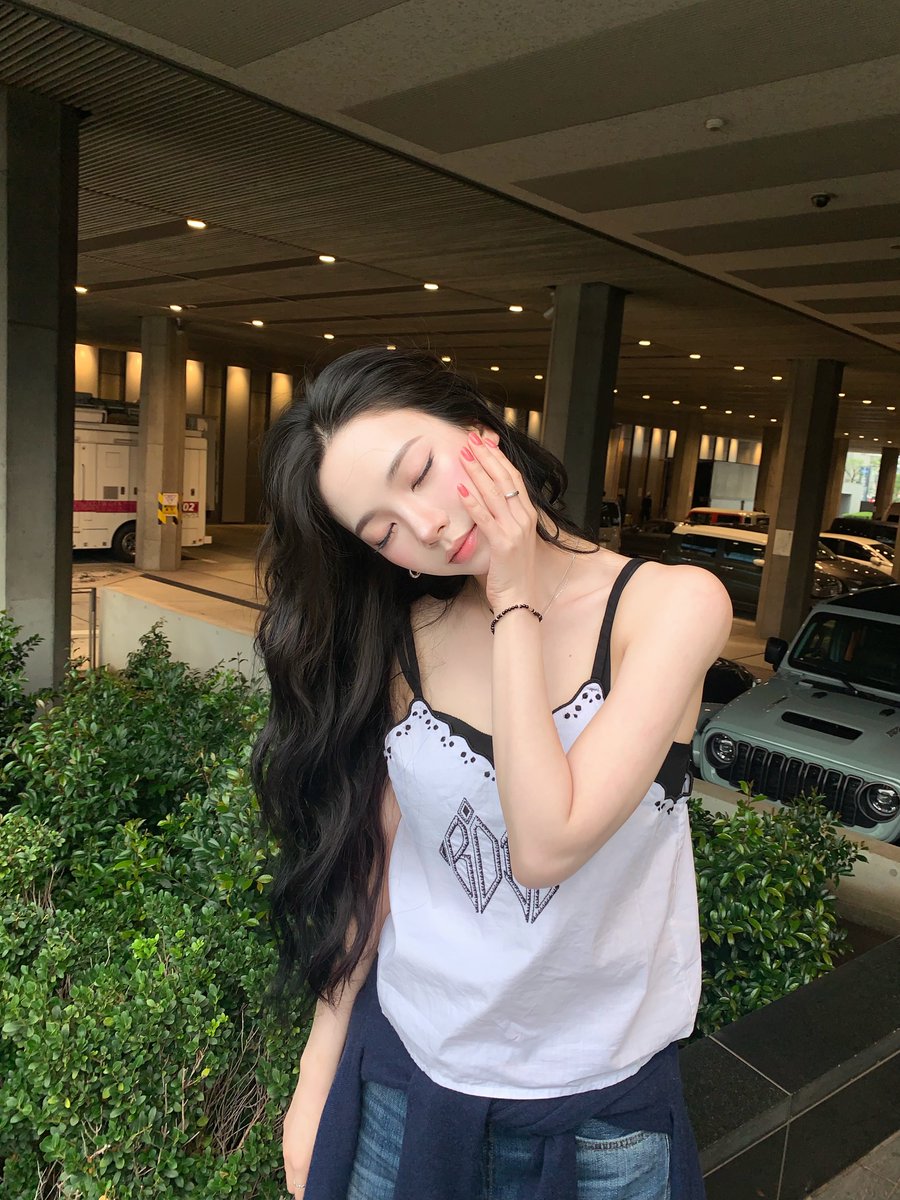 kpopicsx_'s tweet photo. Karina • 카리나 • カリナ 「2026-07-02」 📸
aespa • 에스파 • エスパ ✨

#KARINA #aespa https://t.co/fwZZTfOv21