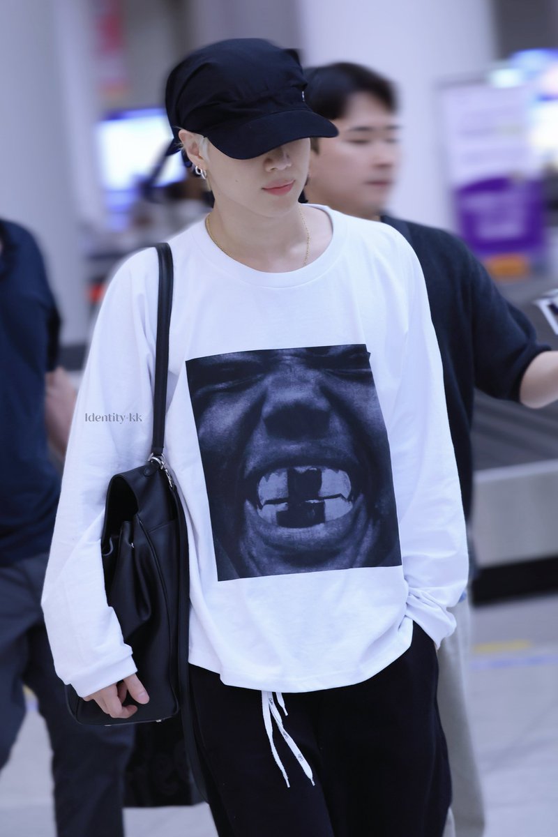 identitykk718's tweet photo. 260727 - 인천공항 도착

#태민 #TAEMIN #テミン #泰民 https://t.co/KJXuQE1nTa