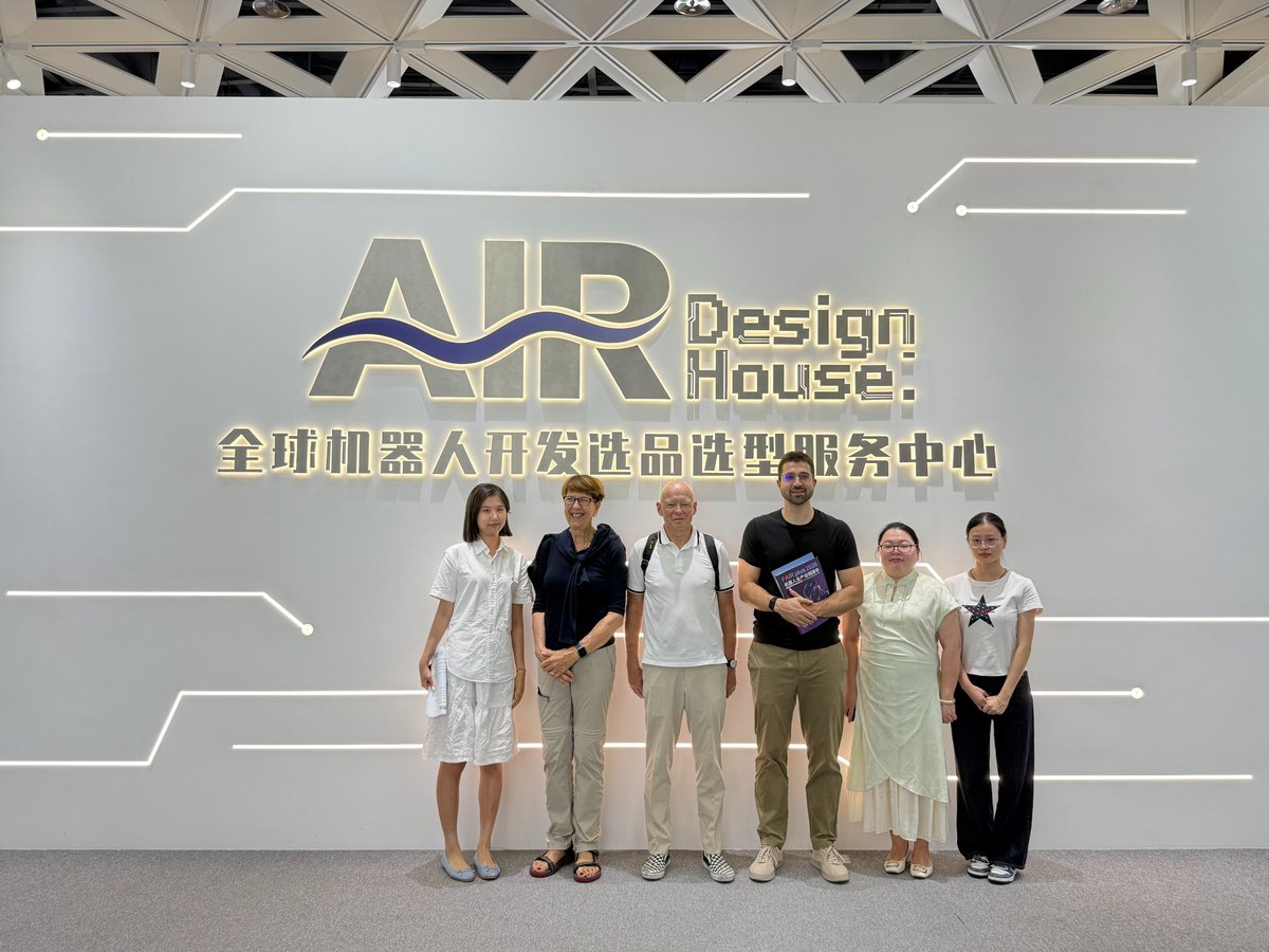 AIRDesignHouse's tweet photo. Strengthening China–Switzerland Collaboration in Humanoid Robotics.
HRAS Shenzhen Representative Jan Smejkal, together with Susanne Ruoff and Urs Gerber, visited Shenzhen to explore humanoid robotics innovation and collaboration opportunities.
#AIRDesignHouse #Robotics #Shenzhen https://t.co/gZobrqhUuy