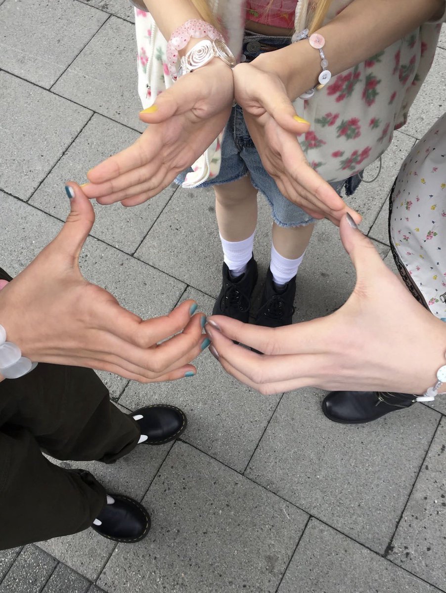 jiaxpics's tweet photo. TUIDE IG UPDATE 📸

#TUIDE #튜이드 #JIA #지아 https://t.co/H0rS27O6NM