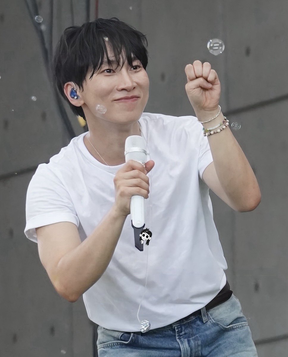 내일도모레도널부를래(를래) tweet media