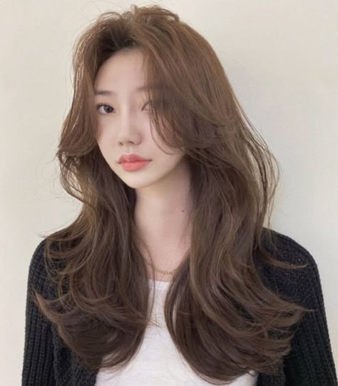 jean_elnene's tweet photo. Long, layered waves for that effortlessly glam vibe
lcz https://t.co/QM3hbpMnQR