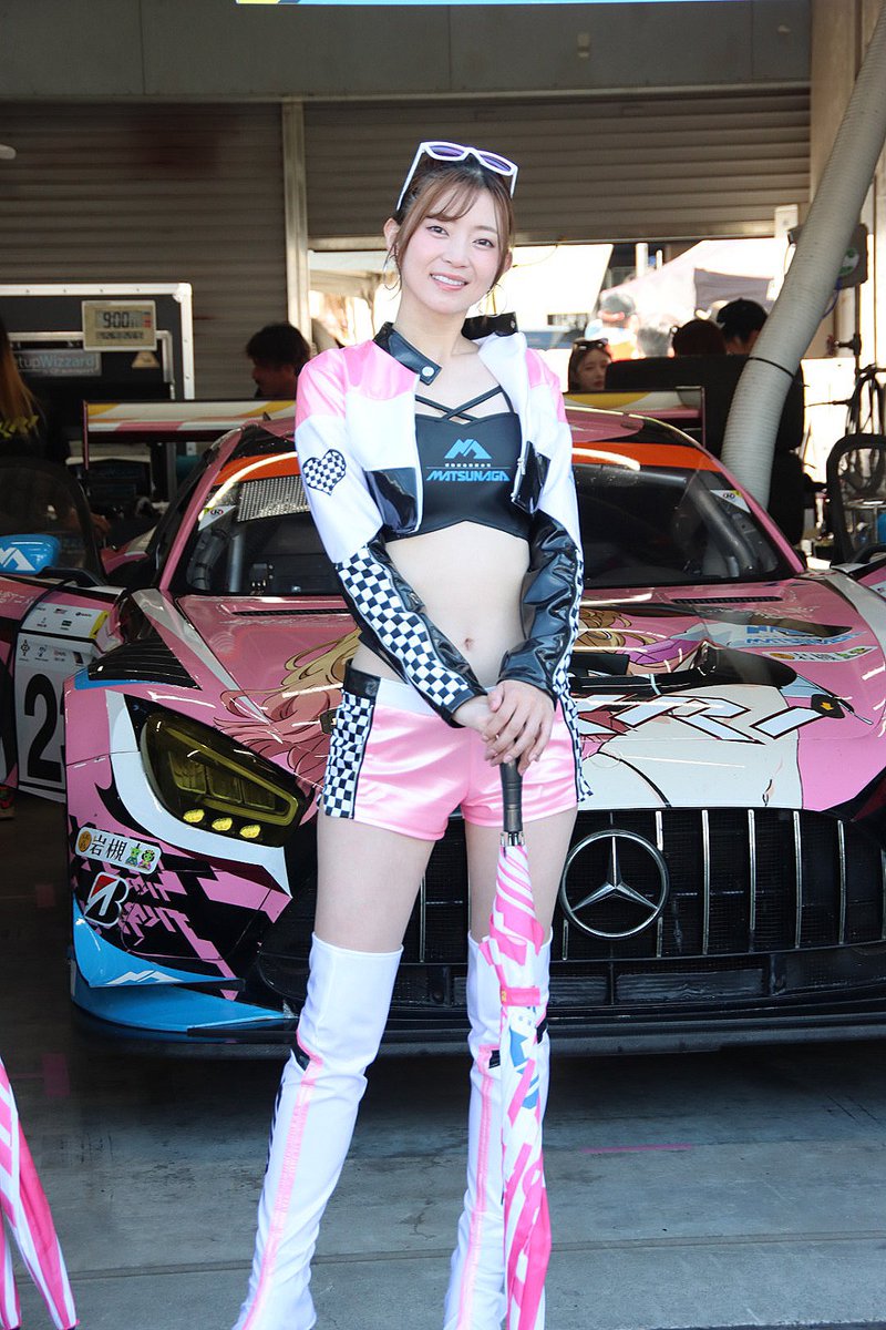 zuya18fuji's tweet photo. ENEOS スーパー耐久シリーズ2026
Empowered by BRIDGESTONE 第五戦 スーパー耐久レース in オートポリス
ピットウォーク

TKRI
宮越愛恵さん
@manae_miyakoshi 

#スーパー耐久
#AUTOPOLIS 
#TKRI
#まなちゅん
#ファインダー越しの私の世界 https://t.co/NfbFQdlET0