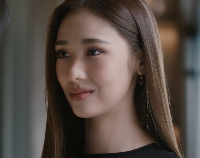ebimayo910's tweet photo. wow, welcome back, actress rachanun mahawan! welcome to p'nong jay's era!

#MoonshadowSeries
#filmracha https://t.co/0QYVkXK2rS