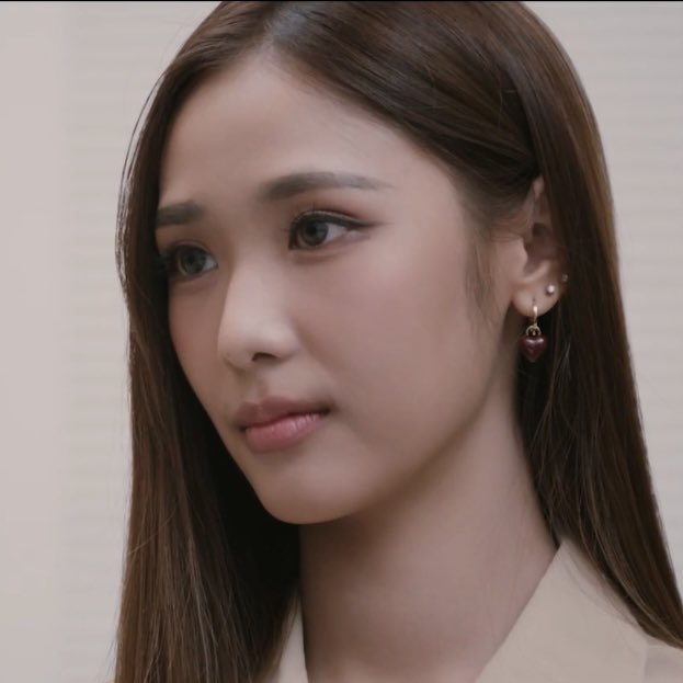 ebimayo910's tweet photo. wow, welcome back, actress rachanun mahawan! welcome to p'nong jay's era!

#MoonshadowSeries
#filmracha https://t.co/0QYVkXK2rS