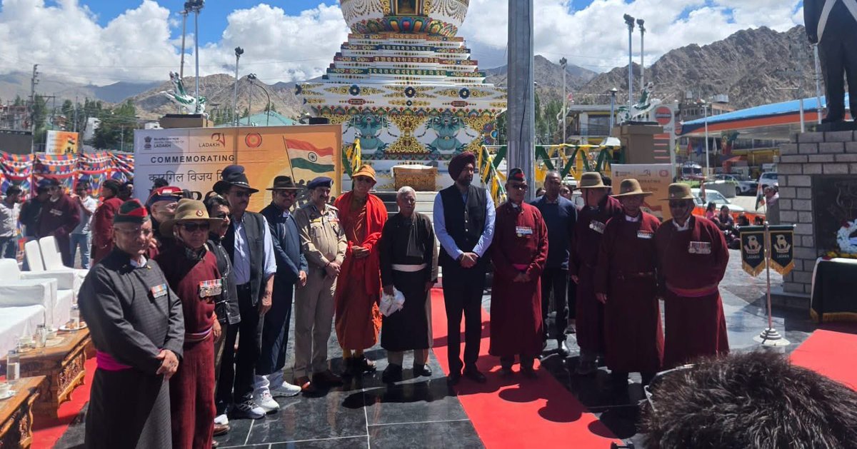 TashiKhachu's tweet photo. BJP Ladakh State President Shri Tashi Gyaltsan Khachu, accompanied by State Vice President Shri Gyal P. Wangyal and other senior party leaders, attended the 27th Kargil Vijay Diwas commemoration held in Leh on July 26.

The ceremony paid rich tribute to the courage, sacrifice, and valour of the brave soldiers of the Indian Armed Forces who laid down their lives during the 1999 Kargil War.

BJP Ladakh leaders also extended a warm welcome to Hon’ble Defence Minister Shri Rajnath Singh ji on his arrival in Leh from Drass, where he attended the #KargilVijayDiwas commemoration as Chief Guest and paid homage to the martyrs.

Speaking on the occasion, Shri Tashi Gyaltson Khachu expressed deep gratitude to the soldiers and their families, stating that Kargil Vijay Diwas stands as a symbol of India’s courage, unity, and patriotism.

BJP Ladakh leaders paid floral tributes to the martyrs and reaffirmed their commitment to honouring their legacy and supporting the Armed Forces.
@BJP4Ladakh