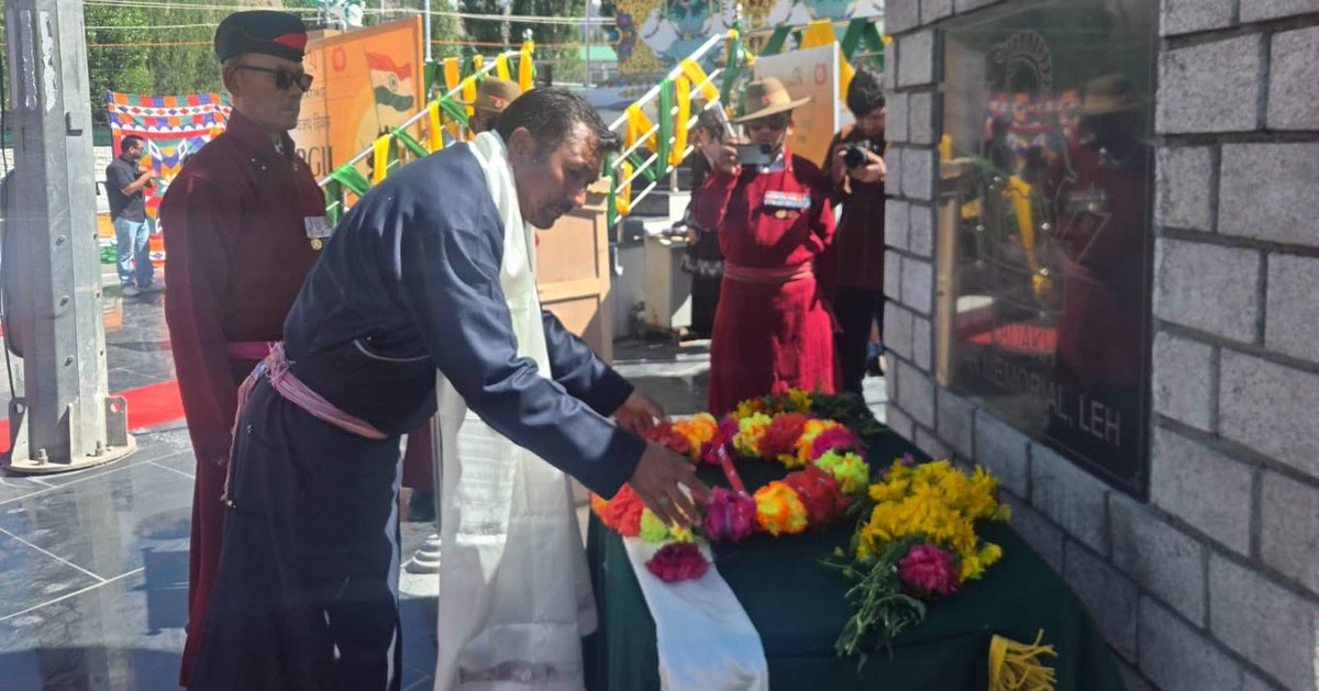 TashiKhachu's tweet photo. BJP Ladakh State President Shri Tashi Gyaltsan Khachu, accompanied by State Vice President Shri Gyal P. Wangyal and other senior party leaders, attended the 27th Kargil Vijay Diwas commemoration held in Leh on July 26.

The ceremony paid rich tribute to the courage, sacrifice, and valour of the brave soldiers of the Indian Armed Forces who laid down their lives during the 1999 Kargil War.

BJP Ladakh leaders also extended a warm welcome to Hon’ble Defence Minister Shri Rajnath Singh ji on his arrival in Leh from Drass, where he attended the #KargilVijayDiwas commemoration as Chief Guest and paid homage to the martyrs.

Speaking on the occasion, Shri Tashi Gyaltson Khachu expressed deep gratitude to the soldiers and their families, stating that Kargil Vijay Diwas stands as a symbol of India’s courage, unity, and patriotism.

BJP Ladakh leaders paid floral tributes to the martyrs and reaffirmed their commitment to honouring their legacy and supporting the Armed Forces.
@BJP4Ladakh