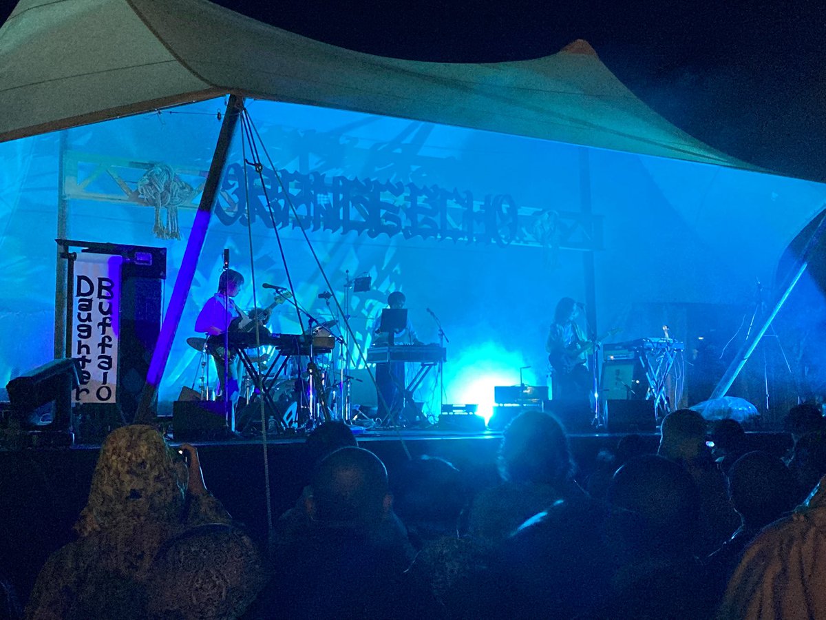 masayuk_'s tweet photo. フジ3日目だけ観てきた
ヘブンとその周辺で過ごし
MassiveAttackでグリーンへ https://t.co/XdfcyeV2lO
