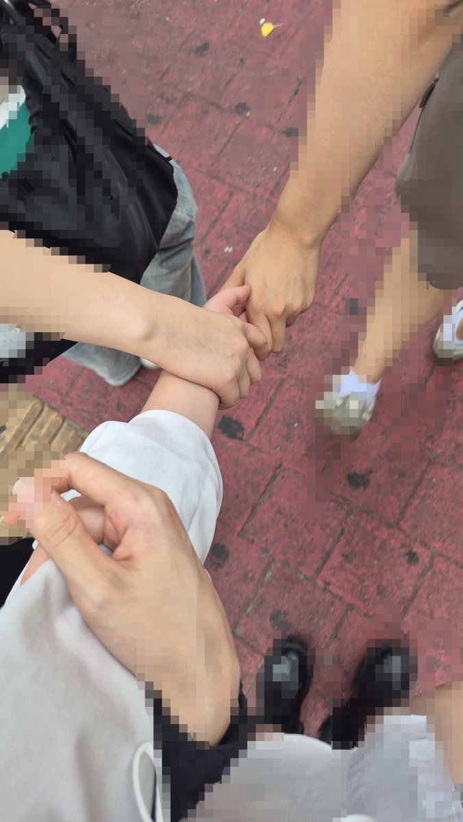seodododope's tweet photo. 만낫는데
나 8시공 잇다니까
못가게함
미친여자누나언니들
...... https://t.co/xKuSHcGHof