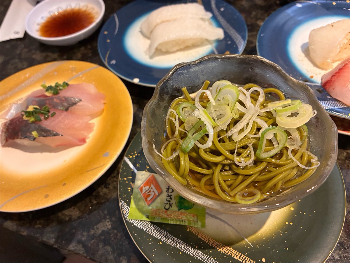 koori_0809's tweet photo. やっぱり魚が美味しすぎた🍣😽 https://t.co/3EMh49t21Z