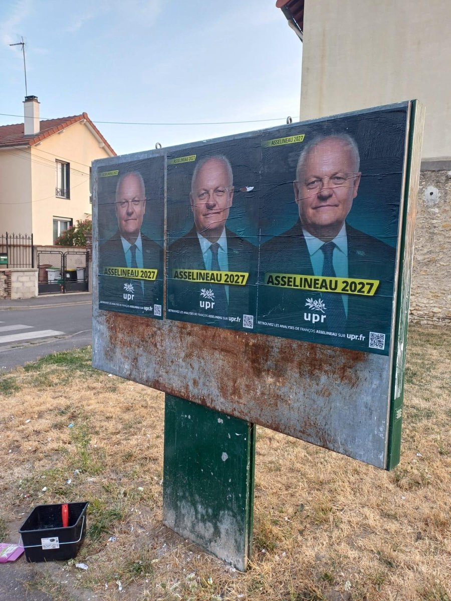 nicolasbauer2's tweet photo. DE LA COLLE ET DU CŒUR 
Jade de Nouméa,  le chef-lieu de la Nouvelle-Calédonie, de passage dans le Val-d'Oise (95), a aidé les équipes de la délégation à montrer que le militantisme de terrain est bien présent pour rendre visible @f_asselineau pour sauver la France 🇨🇵. https://t.co/fFLNaN3Apw