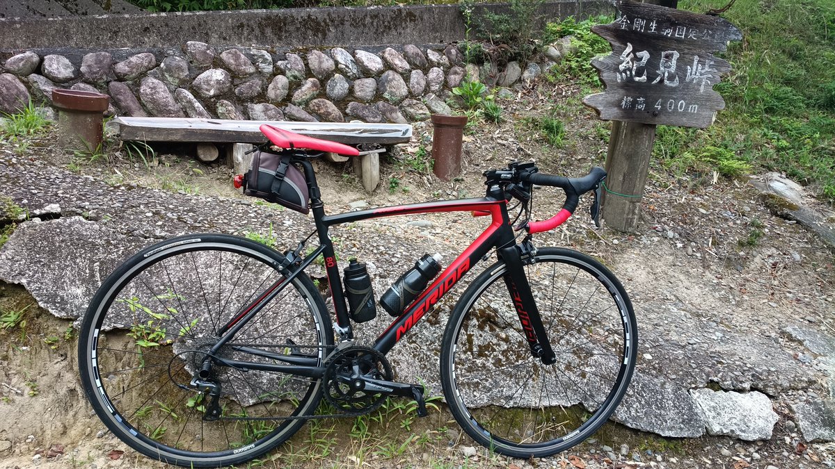 changesyuuki's tweet photo. 和泉山脈は俺の遊び場😁
最近は県境の峠まで上って大阪に引き返す感じで運動している（ちょうど良い） https://t.co/rTevCZsVuI