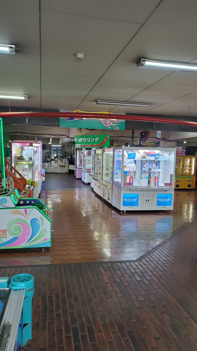 2RAP5's tweet photo. 他にも見掛けなくなくなったゲームもあるし言ってた通りメタルスラッグが大画面で出来るのはいいよね。 https://t.co/wwIJ7y71iY