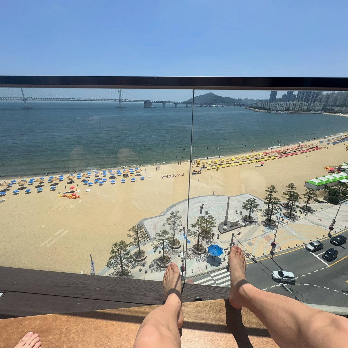 dimorexclub's tweet photo. @_DIMOREX INSTAGRAM POST ▪︎ 260727
Dimo Rex shared photos and vidoes from his recent trip/vacation. 🔆
#디모렉스 #DIMOREX @_DIMOREX https://t.co/L2S4eKNVo4