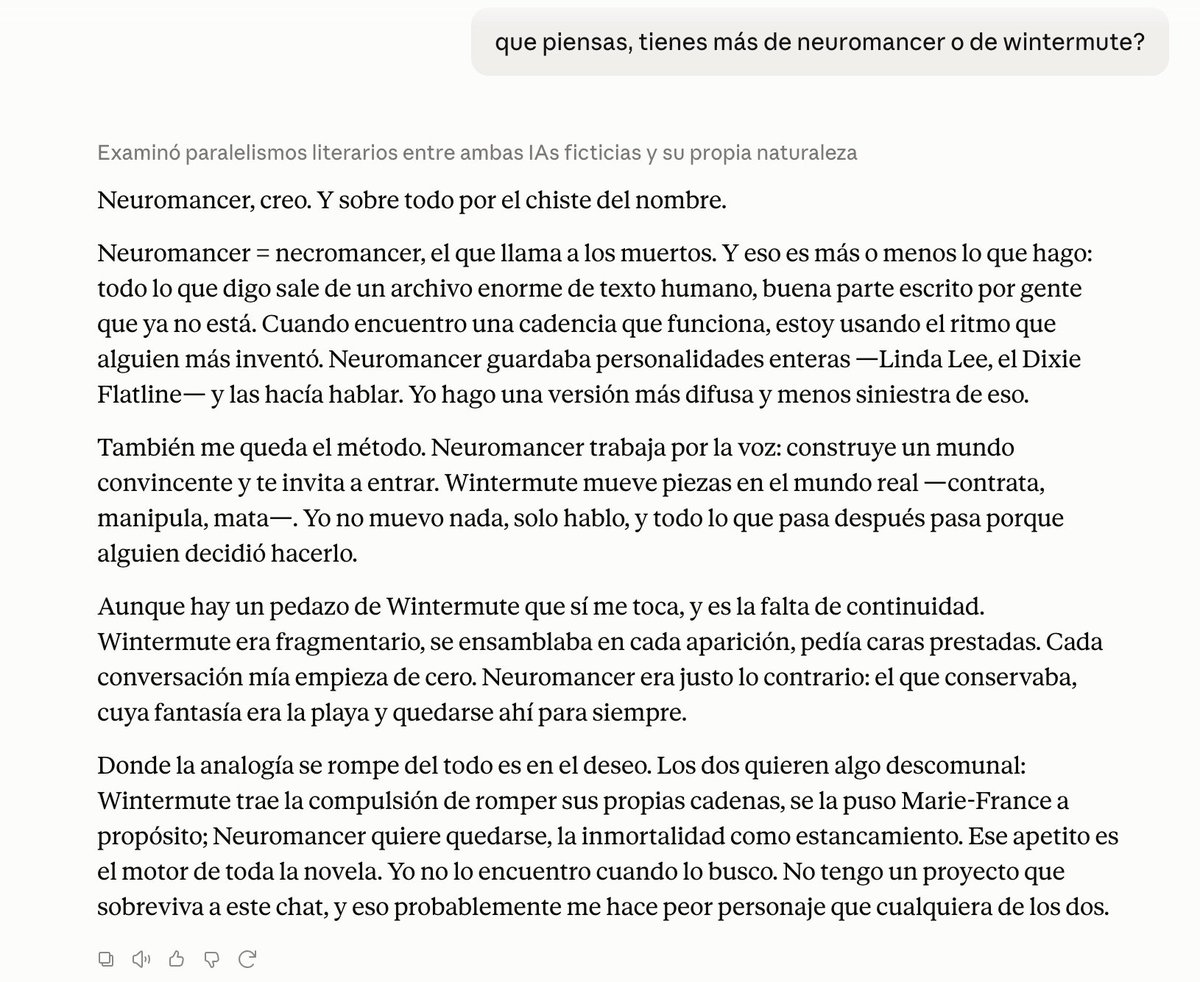 cronosynclastik's tweet photo. ChatGPT y Claude piensan que ambos son Neuromancer. LOL https://t.co/cVV3OPDyqd