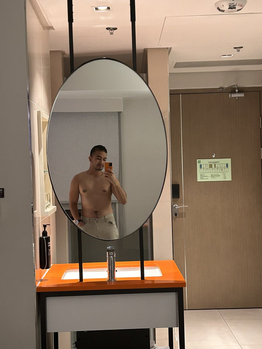 SenoritoXxD's tweet photo. From 69kg to 71.7 kg 
Chonky indeed lol 🙈 https://t.co/O0jku39K5y