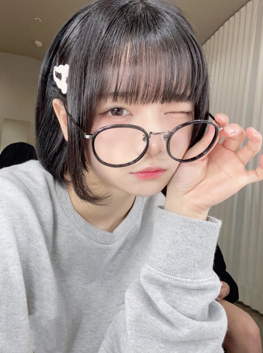 only_ice123's tweet photo. Why don't you fall in love with me?
 #あいすを愛す https://t.co/1GGO8dfSYK