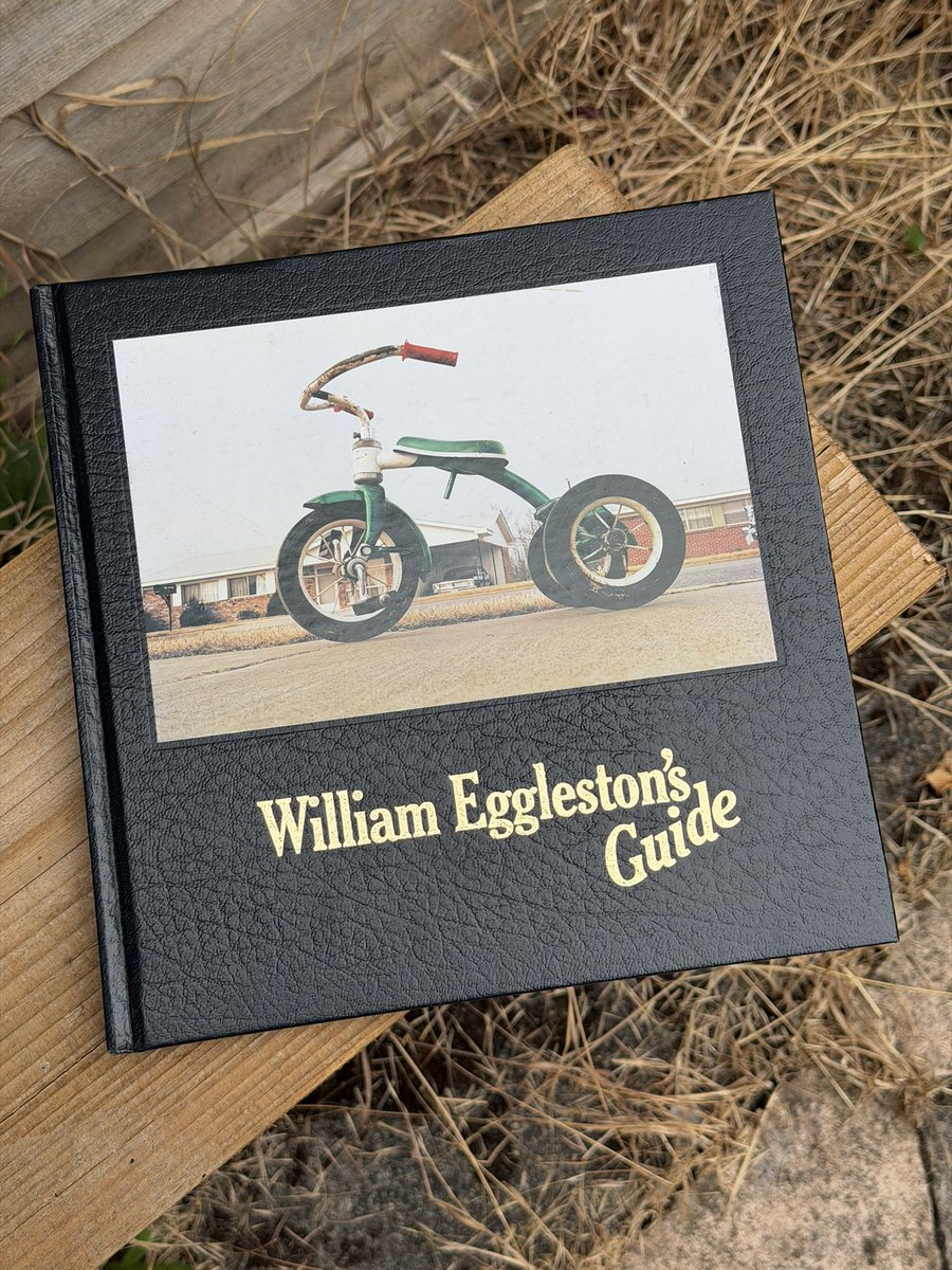 jonah_uk's tweet photo. Another secondhand photobook for the collection:
William Eggleston’s Guide https://t.co/6hBosWjAEj