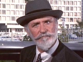 Disney_Wiki's tweet photo. Happy Birthday, to the late Keenan Wynn For Disney, he portrayed Alonzo Hawk in #TheAbsentMindedProfessor, #SonOfFlubber and #HerbieRidesAgain, as well as John Slade in #TheShaggyDA, Martin Ridgeway in #SnowballExpress, Vince Heber in #Smith! https://t.co/Gcab7wh3mP