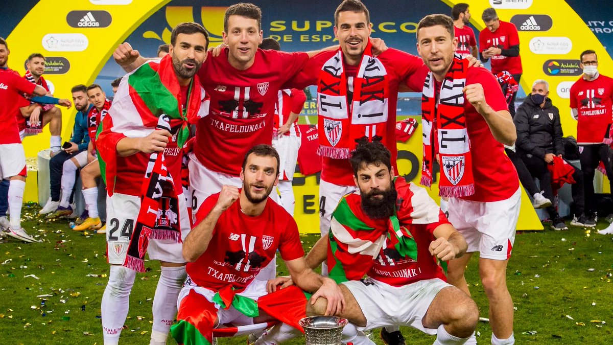GariSerna's tweet photo. Todo apunta a que Mikel Vesga no volverá a vestir la camiseta del Athletic. Una pena que no haya cuadrado una despedida a final de temporada en San Mamés tras 10 años en el primer equipo. Eskerrik asko, Mikel.❤️ https://t.co/pQPLNrNWK0