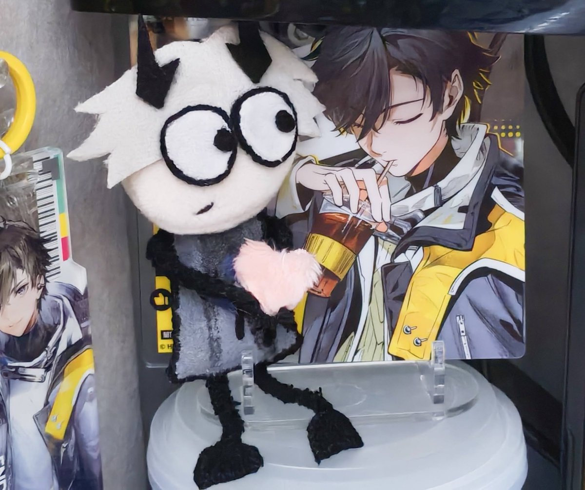 33sheepless's tweet photo. #ardaminA
誰想到帳號半年沒用重開只是為了發這抽象玩意
不枉我做了一整晚效果太滿意了哈哈 https://t.co/iatd9lGpZL