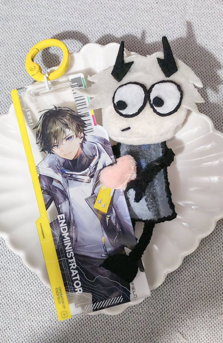 33sheepless's tweet photo. #ardaminA
誰想到帳號半年沒用重開只是為了發這抽象玩意
不枉我做了一整晚效果太滿意了哈哈 https://t.co/iatd9lGpZL