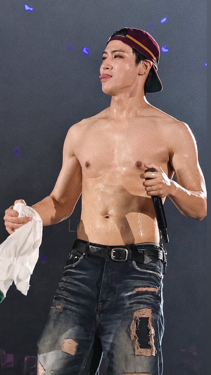LINDATUAN_'s tweet photo. หู้ววววววอยู่ไม่ไหวววๆ 😭😭😭
#JAYB #제이비  @defjaybkr https://t.co/CCAbc8plN1