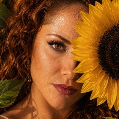 luciarico16's tweet photo. #NewProfilePic https://t.co/RSlZphvCST