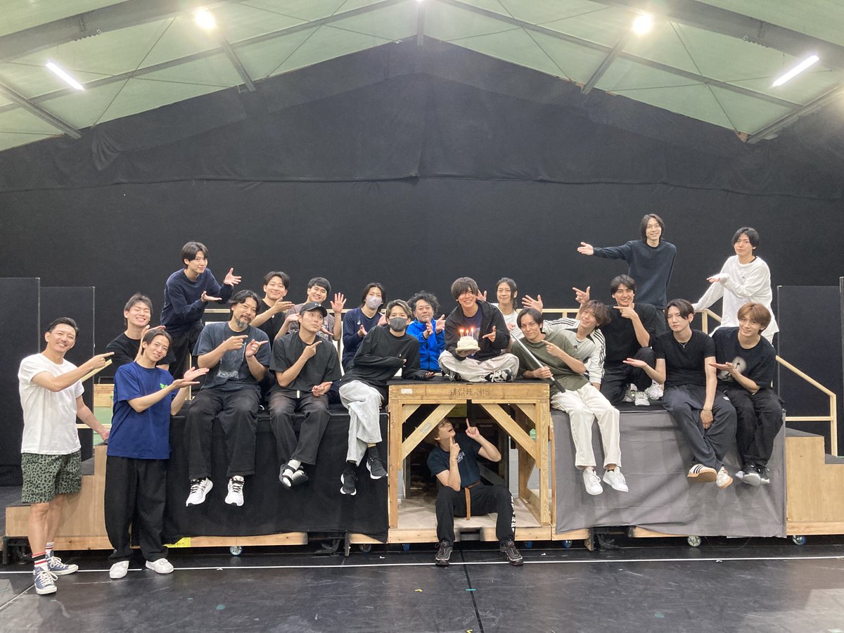舞台「新宿羅生門」 tweet media
