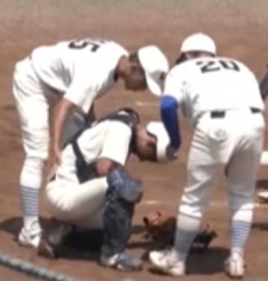 bzlddu's tweet photo. 結局今年の高校野球は無しですか https://t.co/YsFfMzD8kq