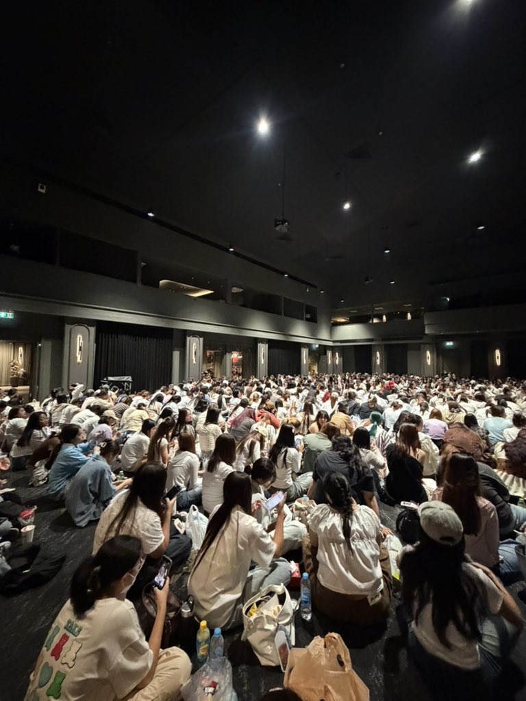 inewgloy's tweet photo. เติ้ลเฟิร์สวันใช้คำว่าแมสได้เลย

𐔌 YourTuber Worship ｡𑄝 ꠹⋆˚
#บวงสรวงYourtuber
#27กคยทบเจอแน่
#YourtuberSeries #tlefirstone 🐾° https://t.co/7aFPlhz53G