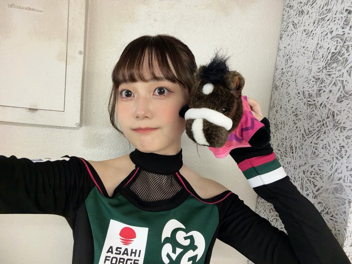fcgifuGGG's tweet photo. #MISAKI🐰💜 

先日は笠松競馬場でのイベントにお越し頂きありがとうございました🐎
まさかの私が予想したマンノライトニングが1着🥇👏🏻

そして！🥺
いよいよ私たちも新曲の練習が始まっています👏🏻
お披露目を楽しみにしていてくださいね💚

今週も暑さに気をつけてがんばりましょう🐰🫶🏻

#fcgifu https://t.co/z7vqH1wawV