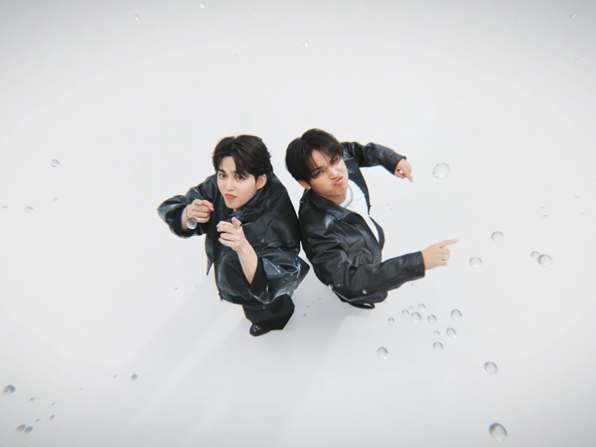 gyumedia's tweet photo. 🖤 https://t.co/T2RAfhhzfm