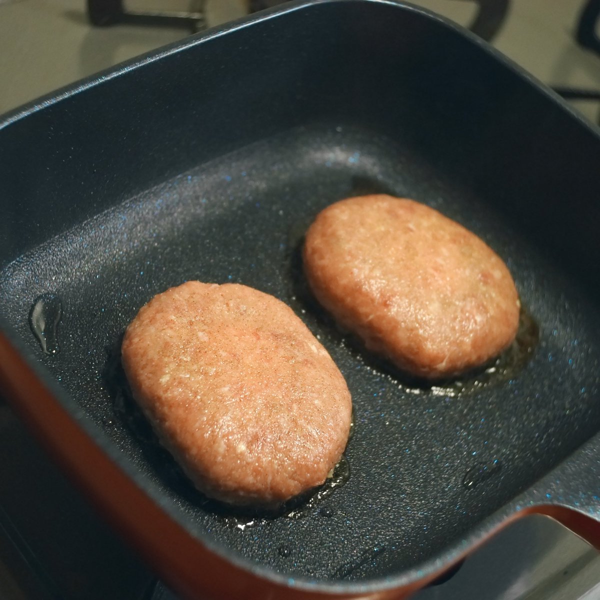 sw_501's tweet photo. 煮込みハンバーグを作りやした…

ワイは七瀬すず菜かも知れない https://t.co/qUrf0nMXMw