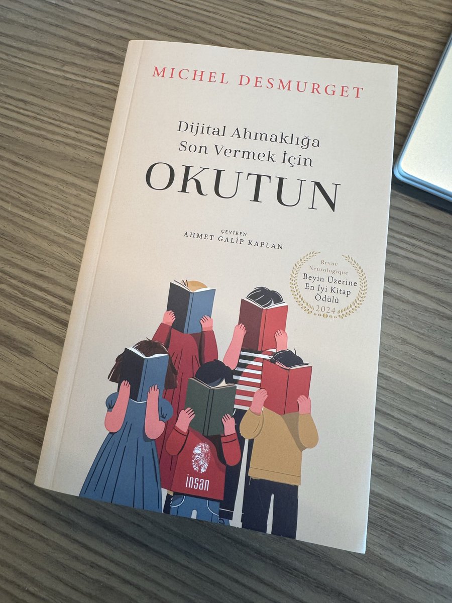 HasmetBABA's tweet photo. İnsan Yayınları gene şahane kitaplar yayınlıyor...
Not: Kitabın tezini alkışlıyorum ama yenilginin kaçınılmazlığını vurgulamaktan da kendimi alıkoyamıyorum...
@insanyayinlari https://t.co/P5lfsE93z2