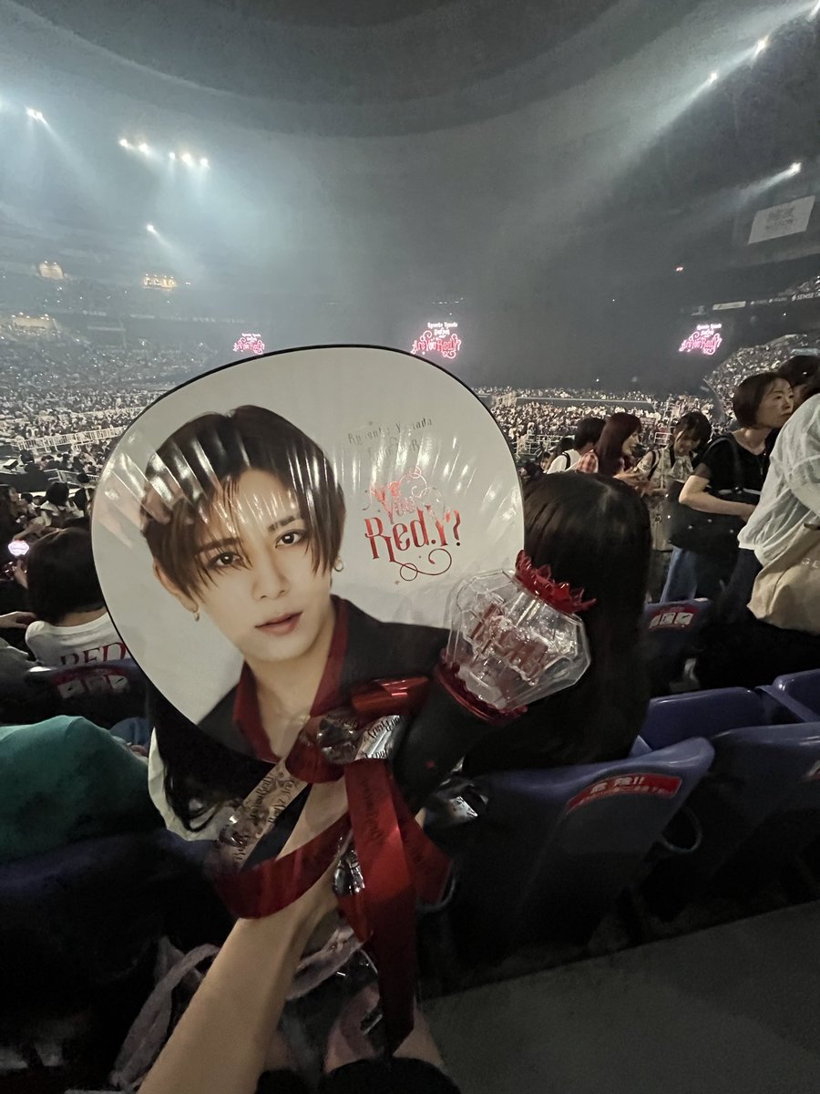 tg__luvs2's tweet photo. いまさらAre you ready？供養🙂‍↕️
人生初ビスタ席を食らってしまった初日😭
2日間も席恵まれなさすぎてしんどかったけどそれ打ち消すぐらい𝐑𝐘𝐎𝐒𝐔𝐊𝐄最高の完璧アイドルだったー😭
  #RyosukeYamada 
  #山田涼介   #りょうすけと京セラ
  #りょすかると京セラ https://t.co/qVroO8cyuf