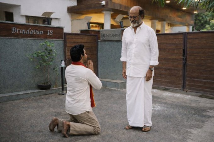aq_turquoise's tweet photo. @Mr_Introvert11 @sekartweets @Vimal2573 Anathai nayi always under Rajini's feet.
Anathai ponam savura varaikkum antha vaitherichalla tan savan 🔥🔥 https://t.co/xymkF1CQcy