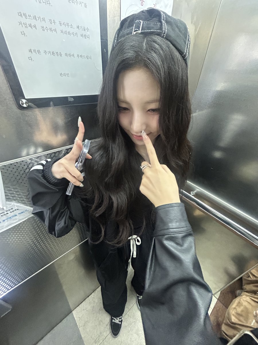 oddyouth_offcl's tweet photo. [💛]
김카니 생일 추카행 🖤🖤
사랑행

#MYAH #마야
#ODDYOUTH #오드유스
#Babyface https://t.co/hHScjqyVOC