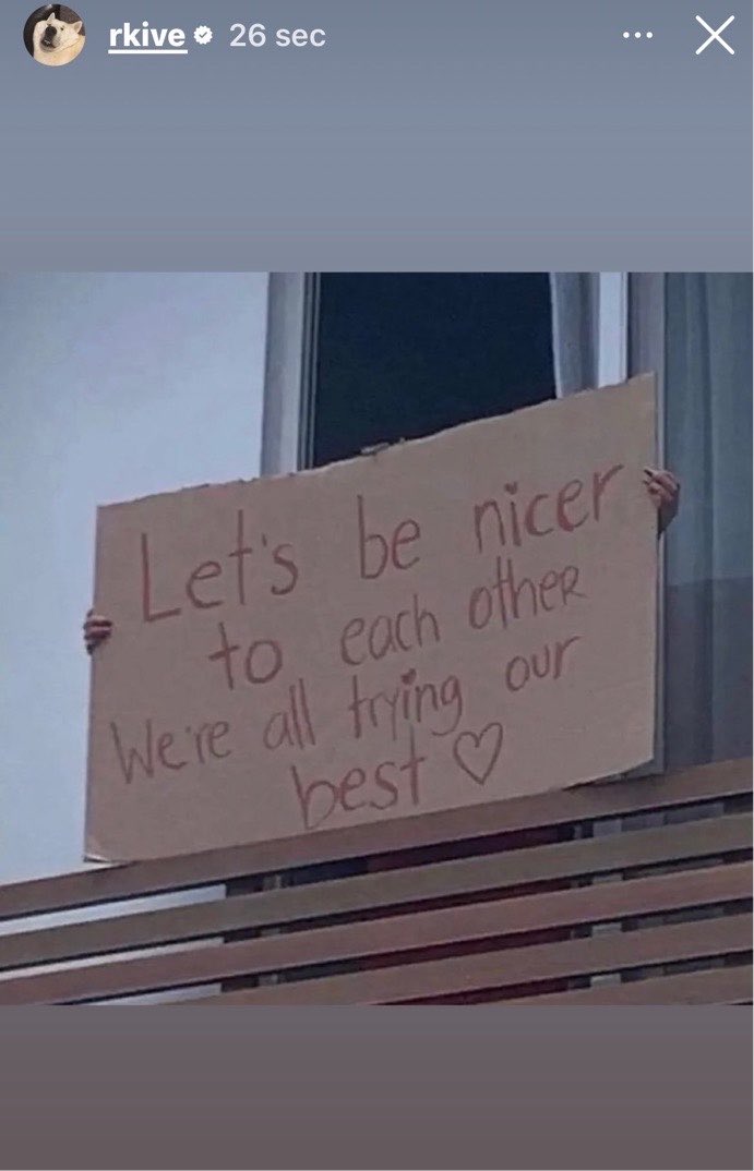 CCjo7949's tweet photo. Saw a couple tweets but somehow we’re fighting again 😫 
Gentle reminder: we’re all on the same team, breathe, hydrate, stream, watch BTS. 
Let kindness be the loudest thing here. 💜 

And maybe it’s time to listen to our leader again. 🫂💜🫂 https://t.co/Ujj8GZUGYZ